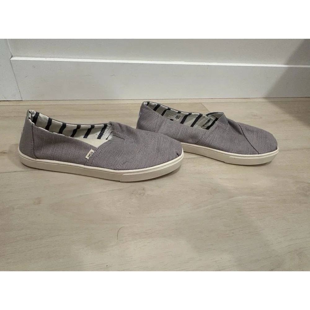 Toms women gray